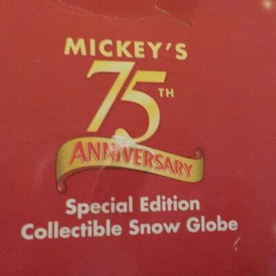 " Mickey's Mouse 75th Anniversary Snow Globe "