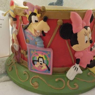 " Mickey's Mouse 75th Anniversary Snow Globe "