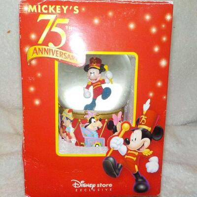 " Mickey's Mouse 75th Anniversary Snow Globe "