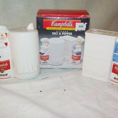 " 1960ish Campbells soup Collectiable Salt & Pepper",