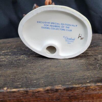 LOT# 67 "Smiling Through" w/Stand & Plaque HUM# 408/0