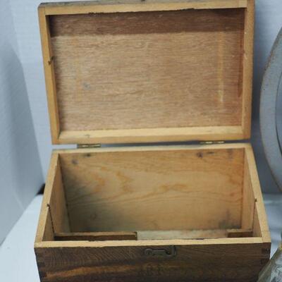 Lot 8 Movie reels and film Victorian hardware, coaster, fids, Silver plated basket