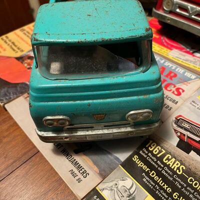 Metal Ford Econoline Toy Truck