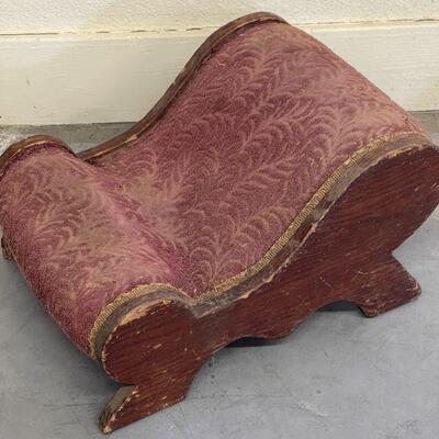 Lot 43 Victorian Style Foot Stool