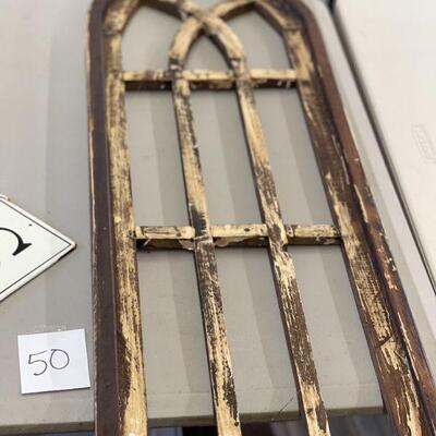Lot 50 Wood Window Décor 3'