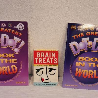 Lot 32: Assortment of Children's Art Activity Books
