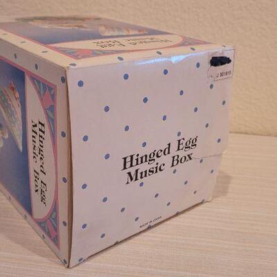 Lot 36: Vintage New Stock Hinged Egg Music Box