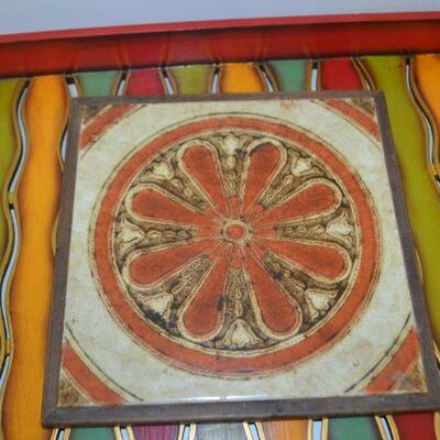 LOT 26. TRAY AND HOME DECOR