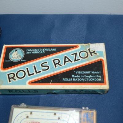 LOT 109  VINTAGE CANDY THERMOMETER, ROLLS RAZOR AND PEG GAME