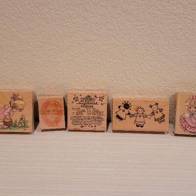 Lot 52: Assorted Craft Stamps
