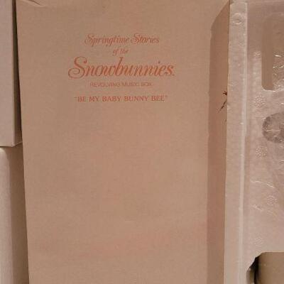 Lot 63: Vintage New Stock Dept. 56 SNOWBABIES feat. Revolving Music Box