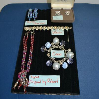 LOT 75   COSTUME JEWELRY   (DISPLAY NOT PART OF THIS LOT)