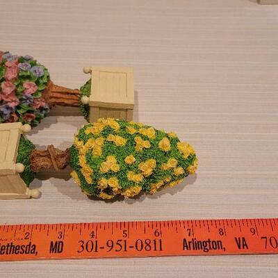 Lot 67: Vintage New Stock Dept. 56 and HALLMARK Topiary Collectibles 