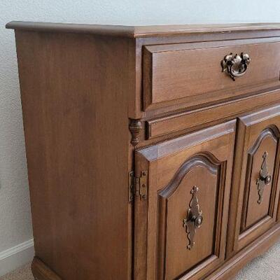 Lot 68: Vintage DEARBORN Maple Mid Century Modern Dresser 