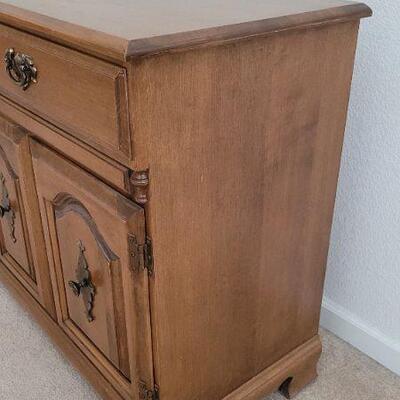 Lot 68: Vintage DEARBORN Maple Mid Century Modern Dresser 