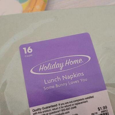 Lot 71: Assorted NEW EASTER Family Gathering Plates & Napkins