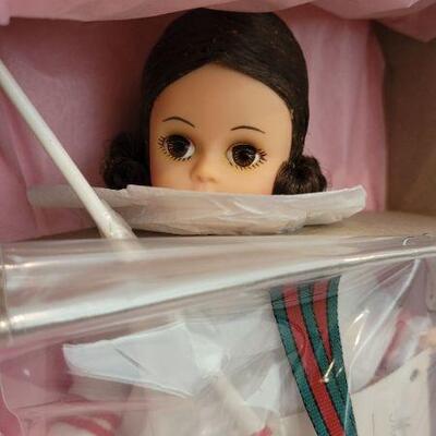 Lot 72: Vintage New Stock MADAME ALEXANDER Doll - ITALY 24050