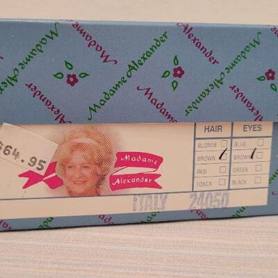 Lot 72: Vintage New Stock MADAME ALEXANDER Doll - ITALY 24050