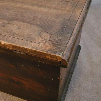 Lot 80: Vintage Wood Storage Trunk 