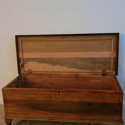 Lot 80: Vintage Wood Storage Trunk 
