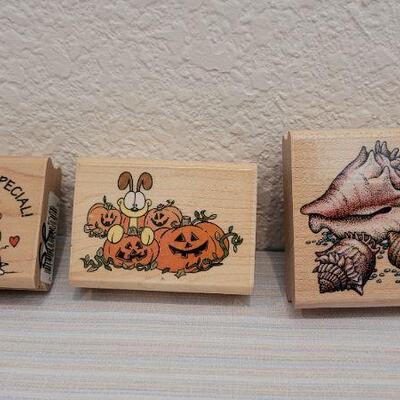 Lot 85: Assorted Craft Stamps