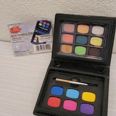 Lot 92: (4) New XENOX Small Assorted Art Kits