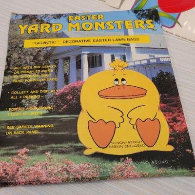 Lot 93: Assorted EASTER Fun Accents