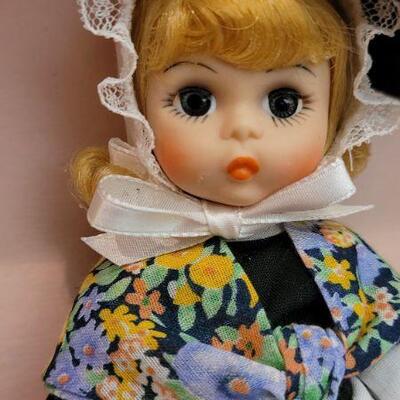 Lot 98: Vintage New Stock MADAME ALEXANDER Doll- GREAT BRITAIN 558