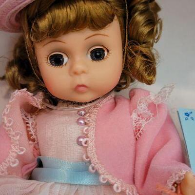 Lot 99: Vintage New Stock MADAME ALEXANDER Doll- 75th Anniversary WENDY 22420