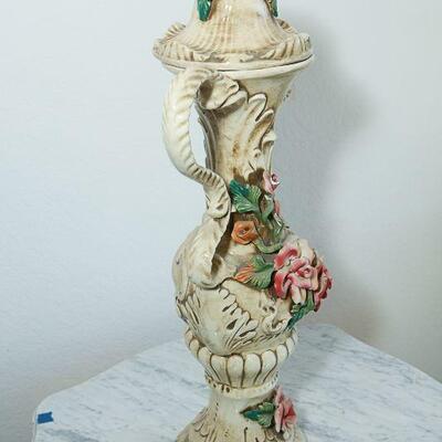 Capodimonte Florentine Double Handled Urn with Roses YD#022-0005