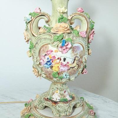 Pair of Vintage Galdi Italy Urn Base Table Lamps Capodimonte Styled YD#022-0011
