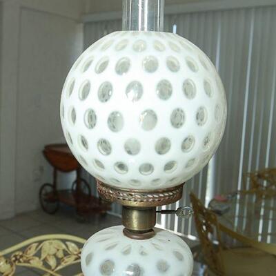 Vintage Fenton White Coin Dot Globe Table Lamp YD#022-0021