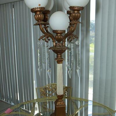 Street Lamp Style 5 Globe Table Lamp with Crystal Accents YD#022-0025