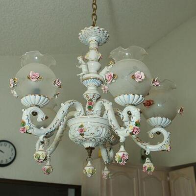 Vintage White & Pink Rose Capodimonte 5 Arm Chandelier YD#022-0028