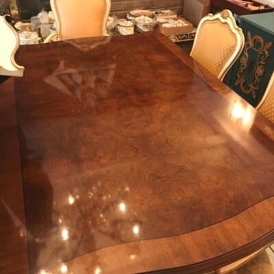 French Provincial Dining Room Table and Chairs by Kargus YD#022-0030