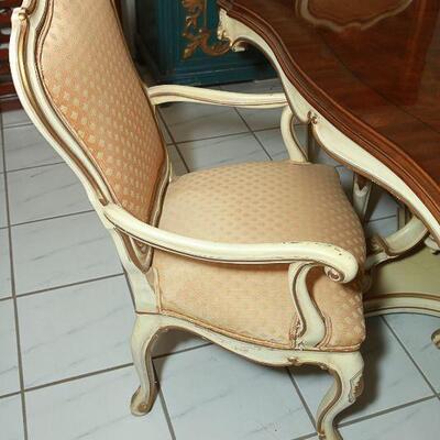 French Provincial Dining Room Table and Chairs by Kargus YD#022-0030