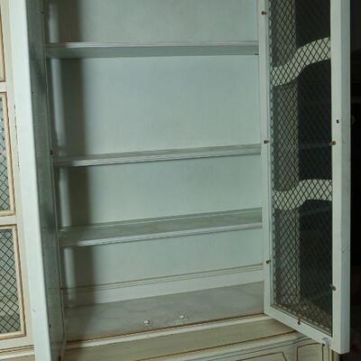 French Provincial Mid Century Hutch Buffet China Cabinet YD#022-0031