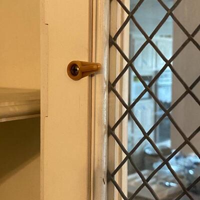 French Provincial Mid Century Hutch Buffet China Cabinet YD#022-0031