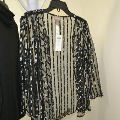 LOT 157.  LOT OF LADIES CLOTHING (DISPLAY RACK NOT INCLUDED)