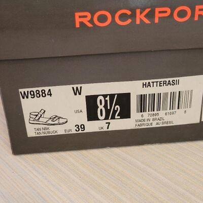 Lot 117: NEW Rockport Sandals - Tan