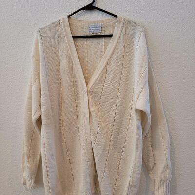 Lot 132: (2) PENDLETON Sweaters 
