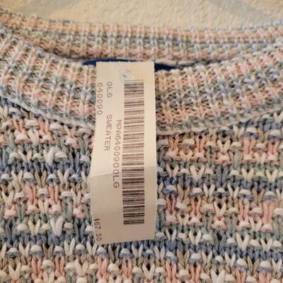 Lot 142: New PENDLETON Sweater 