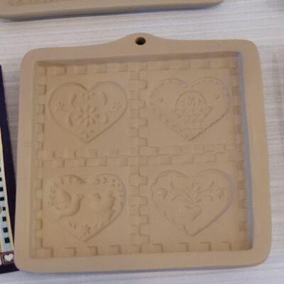 Lot 152: Brown Bag Cookie Art Shortbread Molds and Bag