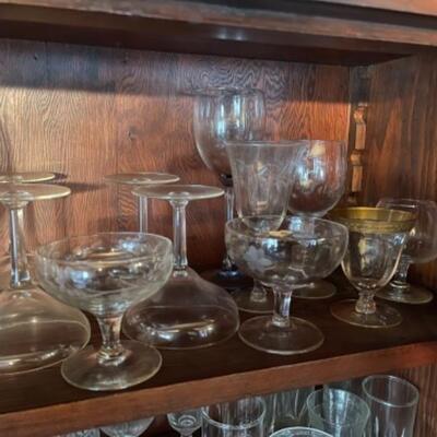 Lot 32DR. Assorted glassware, vintage and contemporary--$45