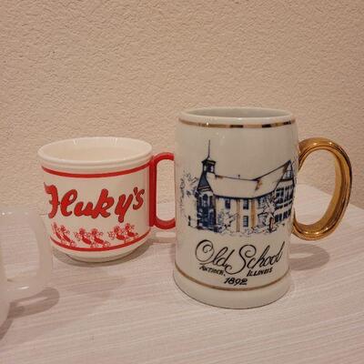 Lot 157: Coffee Cup Lot