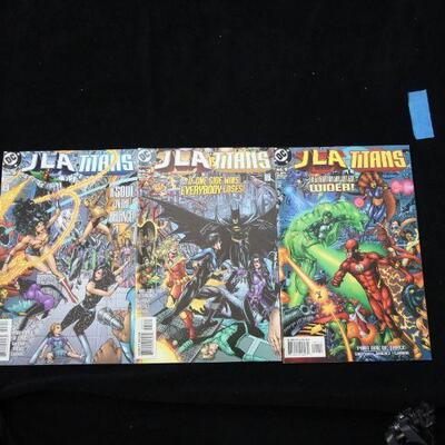 JLA and The Titans Lot containing 3 issues. (1998,DC)  9.0 VF/NM