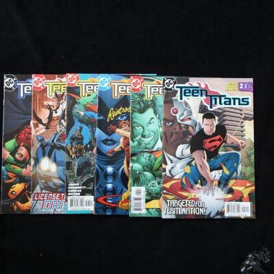 Teen Titans Lot containing 7 issues. (2003,DC)  8.5 VF+