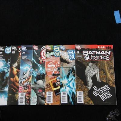 Batman and the Outsiders Lot containing 7 issues. (2008,DC)  9.0 VF/NM