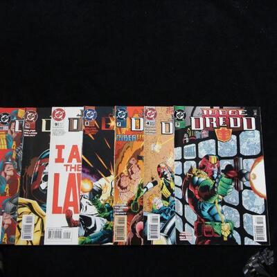 Judge Dredd Lot containing 7 issues. (2004,DC)  9.0 VF/NM