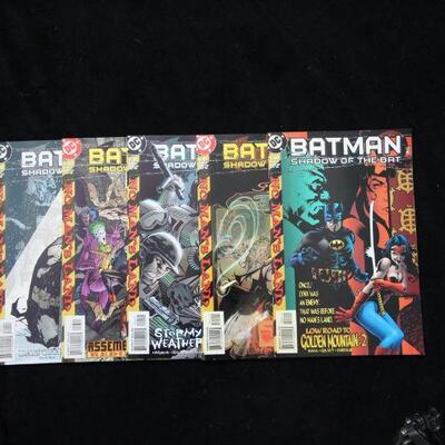 Batman: Shadow of the Bat Lot containing 5 issues. (1992,DC)  9.0 VF/NM